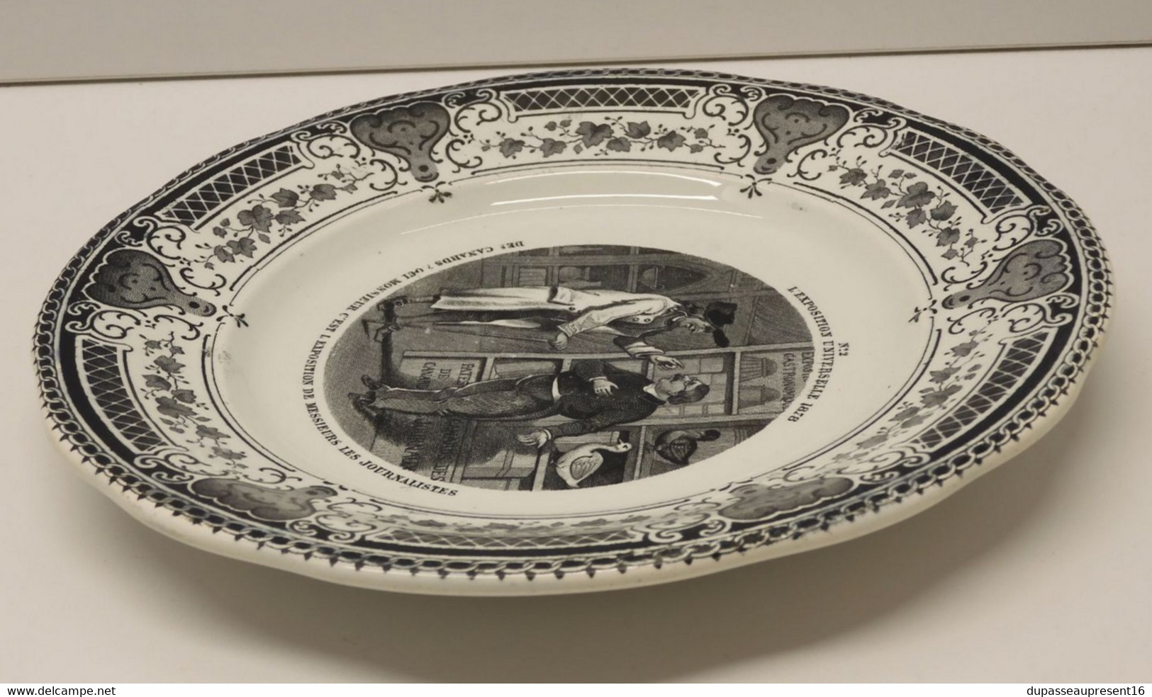 *PETITE ASSIETTE CERAMIQUE CREIL & MONTEREAU EXPOSITION UNIVERSELLE 1878 N° 2  E