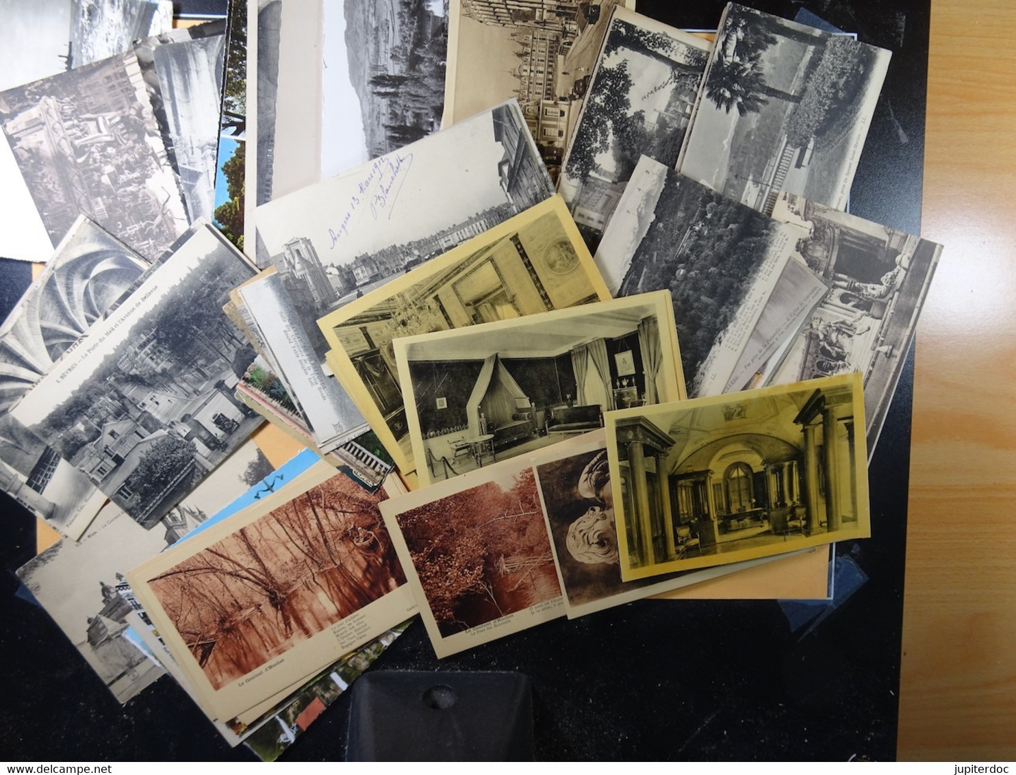 Lot De 15 000 Cartes Postales Principalement De Belgique Et De France (+ Reste De L'Europe Et Autres Continents)(99 Phot - 500 Postcards Min.