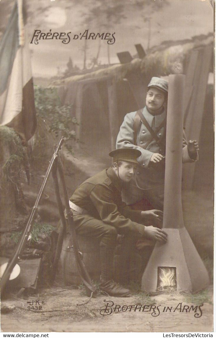 MILITARIA - Patriotique - Frères D'armes - Soldat Français Et Anglais - Carte Postale Ancienne - Patrióticos