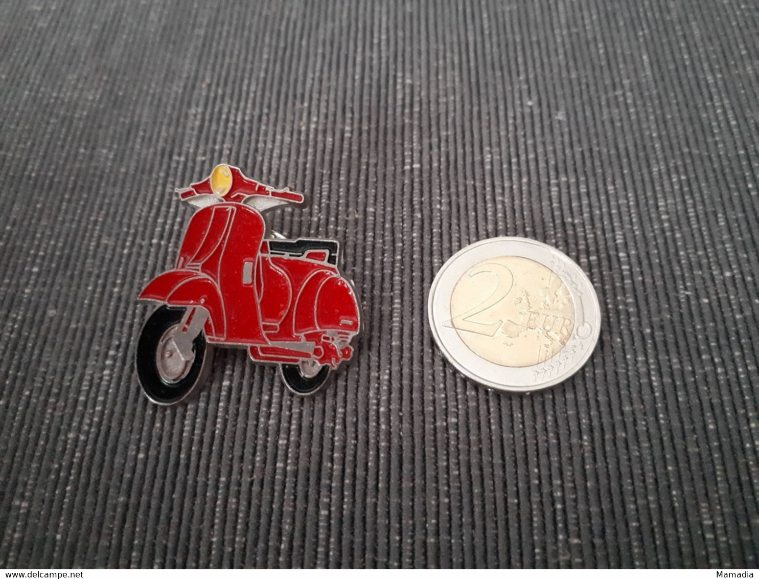 PIN'S PINS MOTO MOTORBIKE SCOOTER ROUGE - Moto