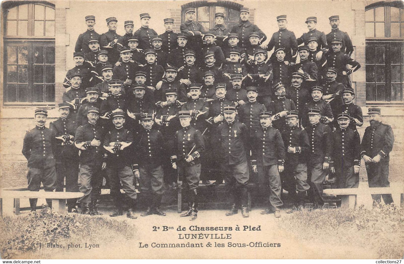 54-LUNEVILLE- 2eme BON DE CHASSEURS A PIED - LE COMMANDANT ET LES SOUS-OFFICIERS - Luneville