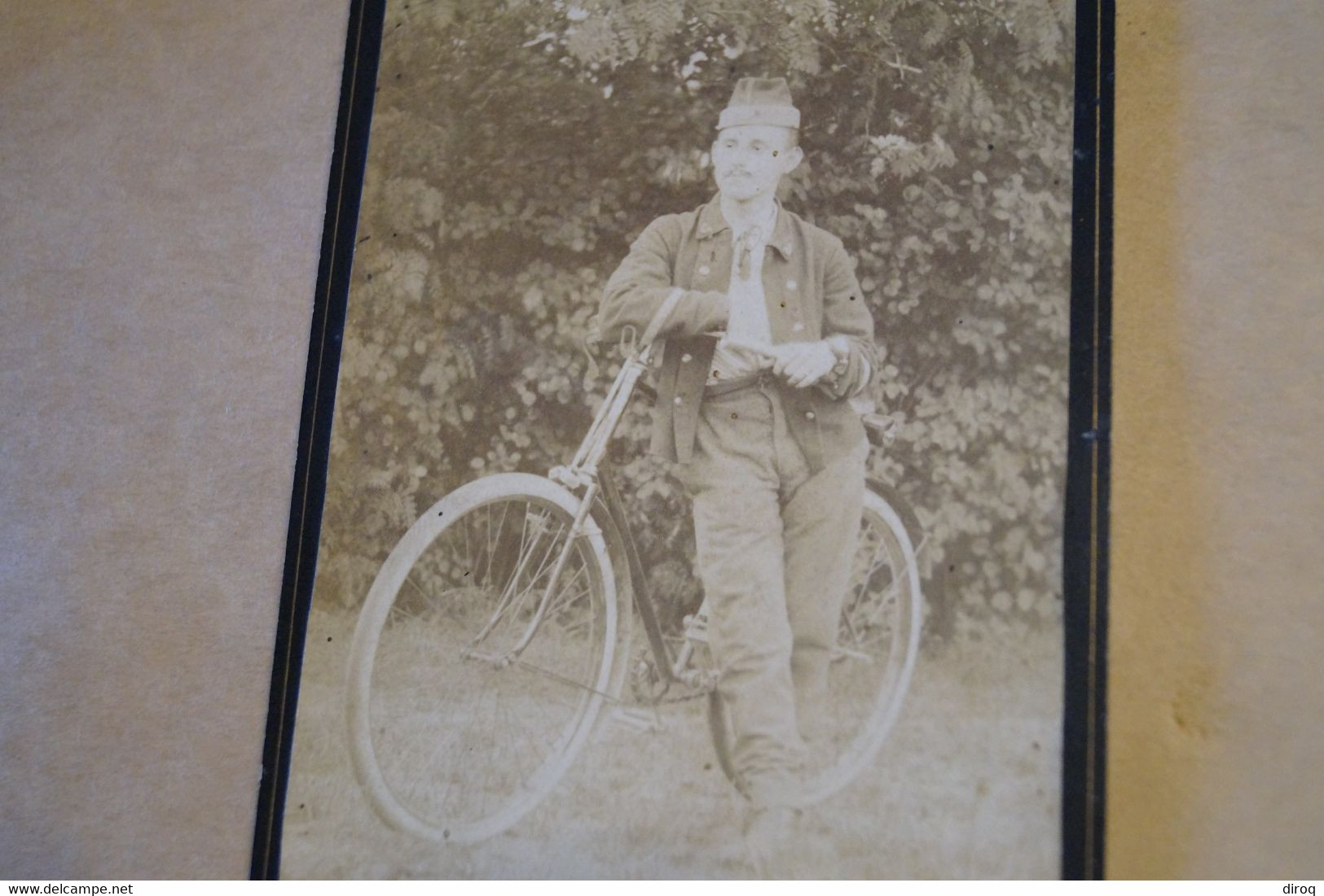 Grande Photo Militaire Avec Vélo ,pour Collection,16,5 Cm. Sur 10,5 Cm - Alte (vor 1900)