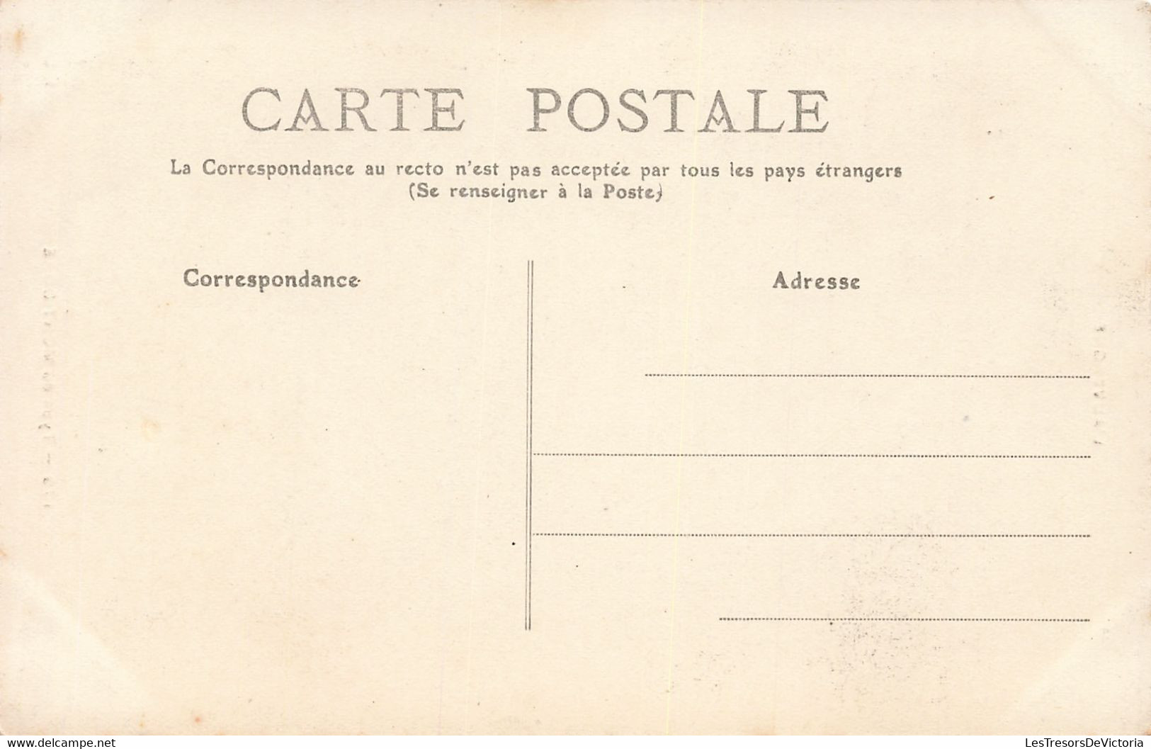 Folklore - Type Du Mont Dore - L'auvergne  -  Carte Postale Ancienne - Personajes