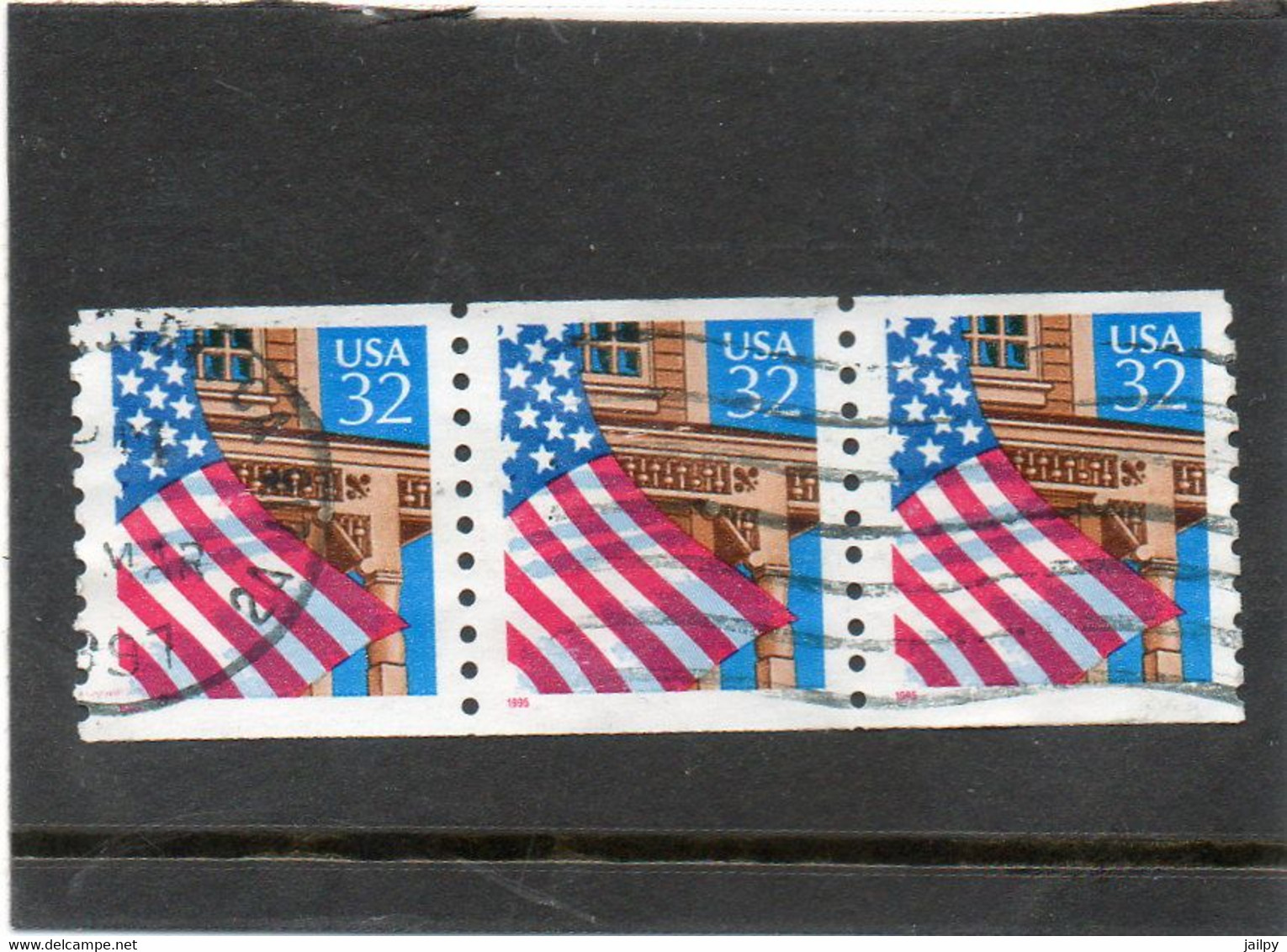 ETATS-UNIS       3 Timbres 32 C Se Tenant Roulette    1995    Y&T : 2338   Date En Rouge    Belle Oblitération - Coils & Coil Singles