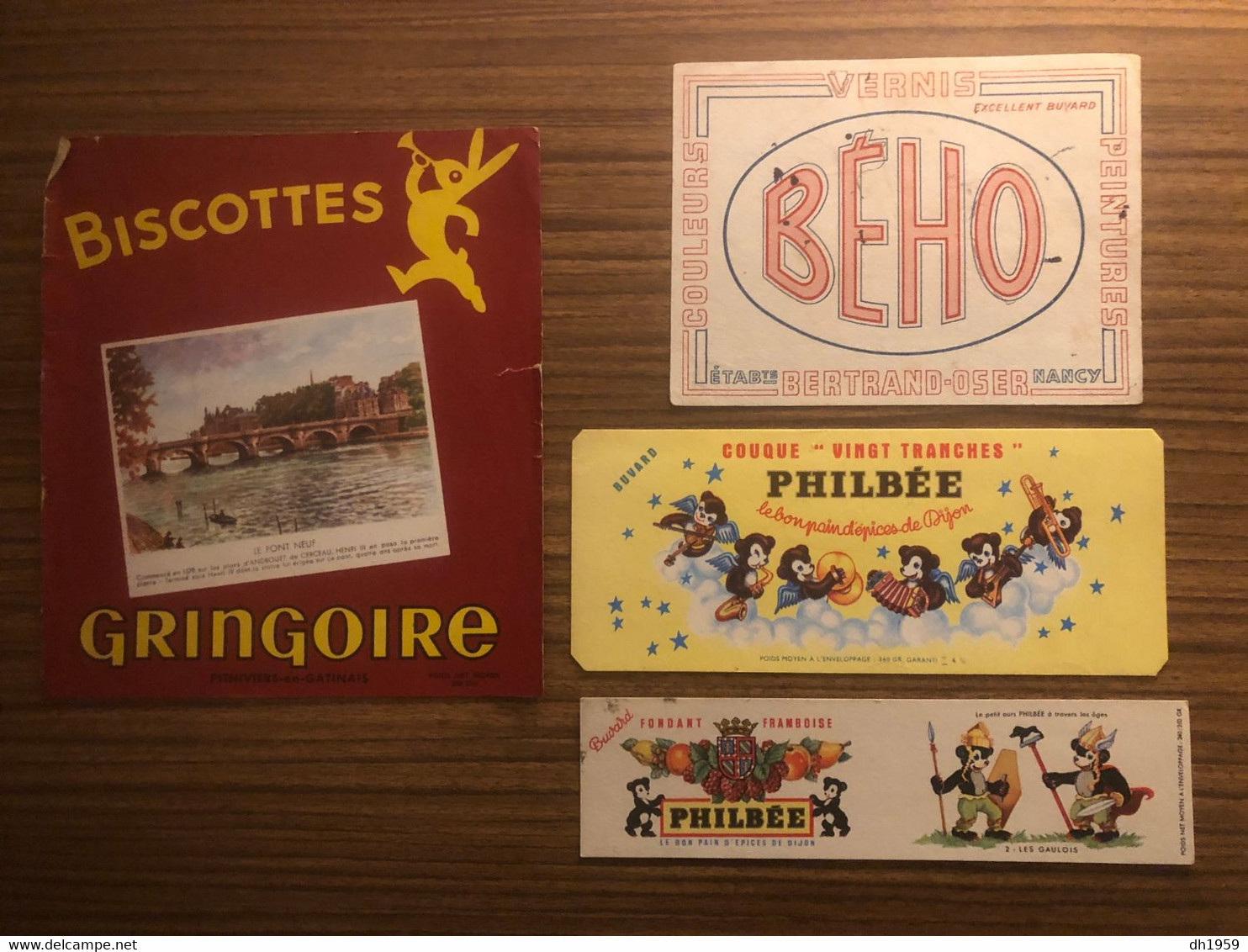 240 BUVARDS PUBLICITAIRES PUB COLLECTION LOT BISCOTTES VITTEL GAZ COGNAC DUNLOP CAISSE EPARGNE SAVERNE RADIO CHOCOLAT - Collections, Lots & Series