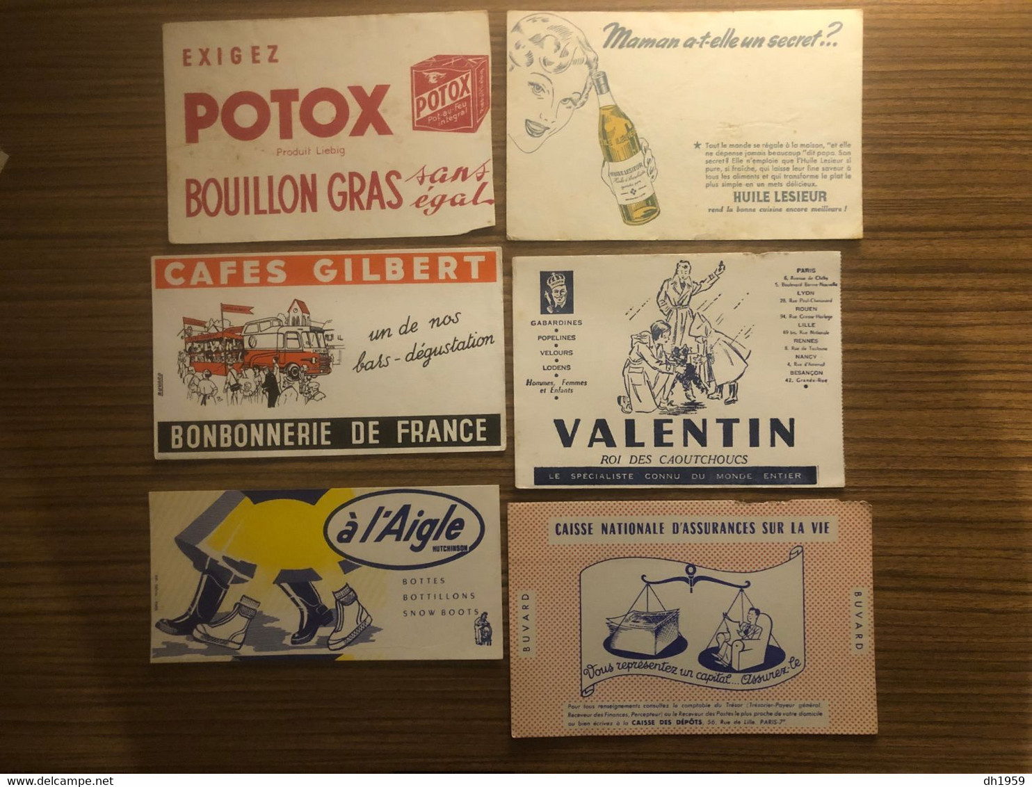 240 BUVARDS PUBLICITAIRES PUB COLLECTION LOT BISCOTTES VITTEL GAZ COGNAC DUNLOP CAISSE EPARGNE SAVERNE RADIO CHOCOLAT