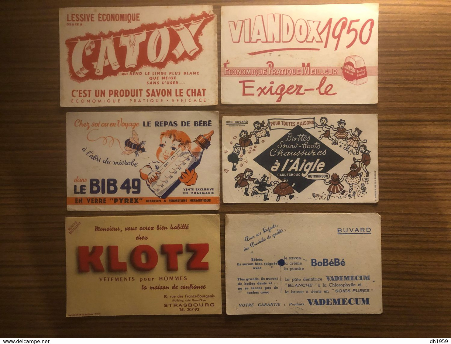 240 BUVARDS PUBLICITAIRES PUB COLLECTION LOT BISCOTTES VITTEL GAZ COGNAC DUNLOP CAISSE EPARGNE SAVERNE RADIO CHOCOLAT