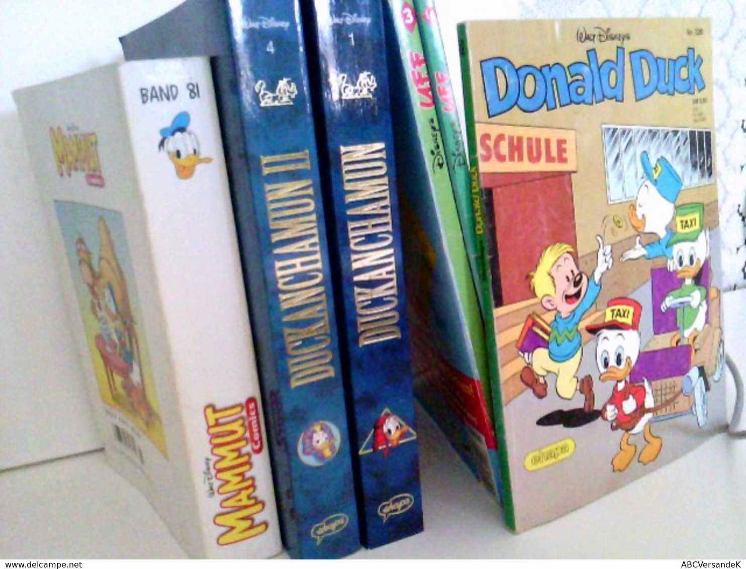 Konvolut: 6 Diverse Bände Walt Disneys Taschenbücher. - Otros & Sin Clasificación