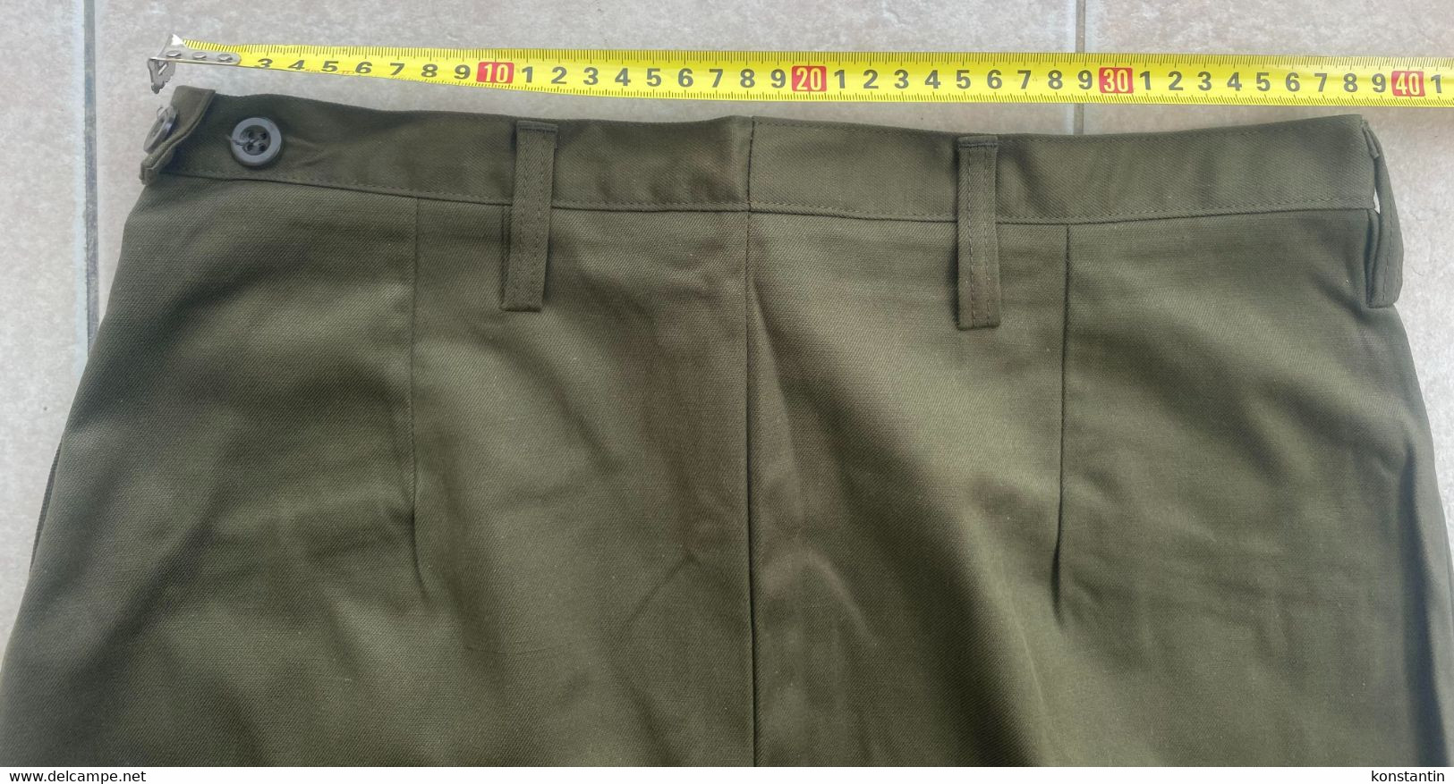 Czech Army Military Womens skirt M85 in unissued condition. Rock jupe