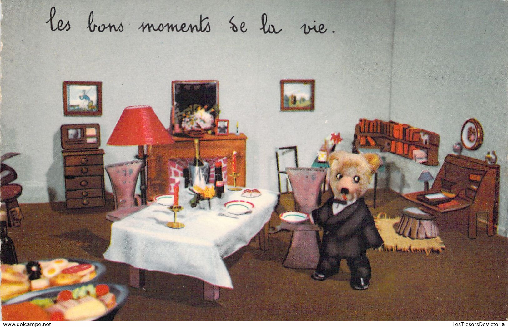 HUMOUR - Illustration - Les Bons Moments De La Vie - Ours En Peluche Dans Sa Maison - Carte Postale Ancienne - Humour