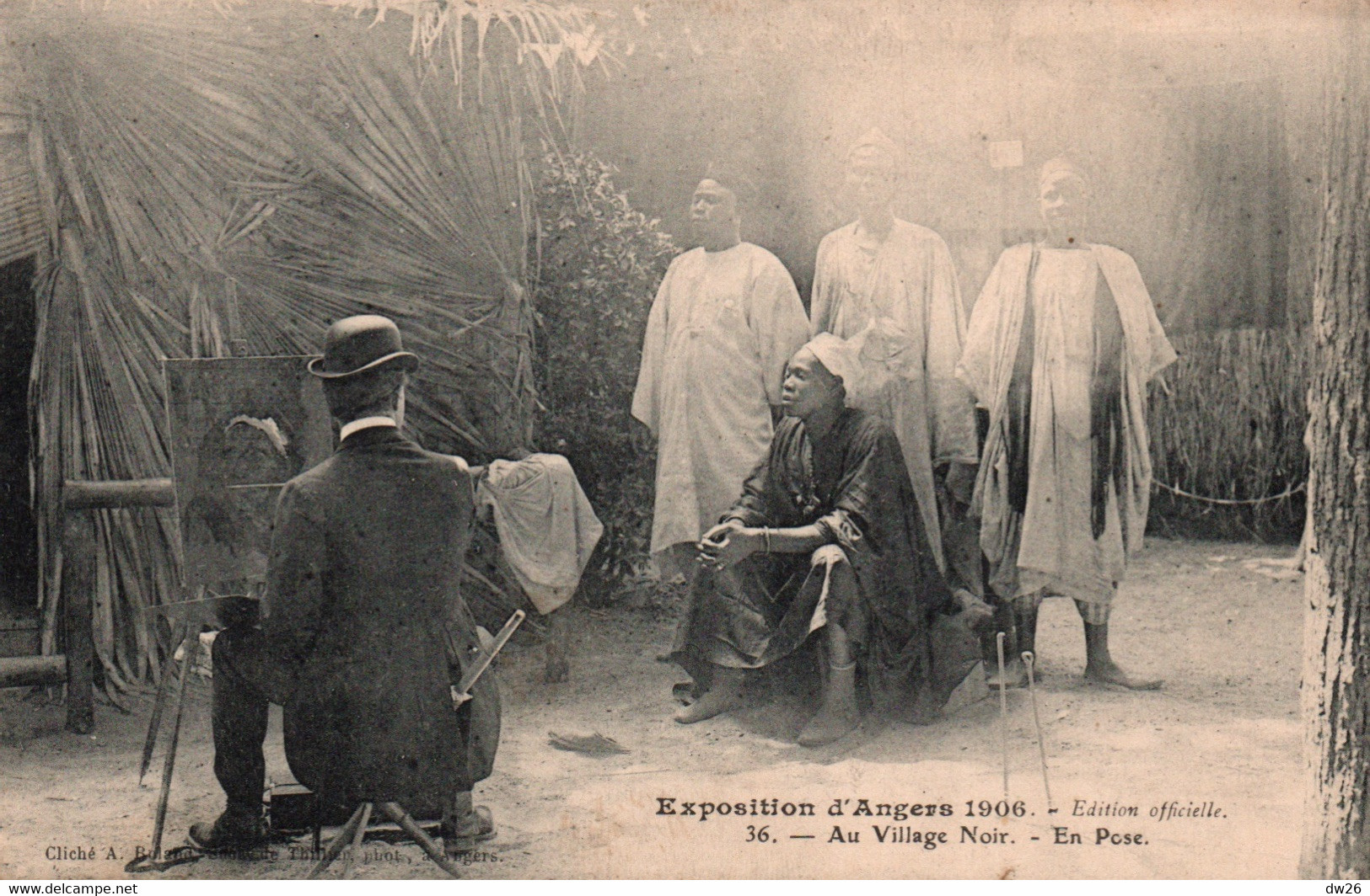 Ethnologie Afrique - Exposition Angers 1906: Au Village Noir, En Pose - Photo Roland - Carte N° 36 Non Circulée - África