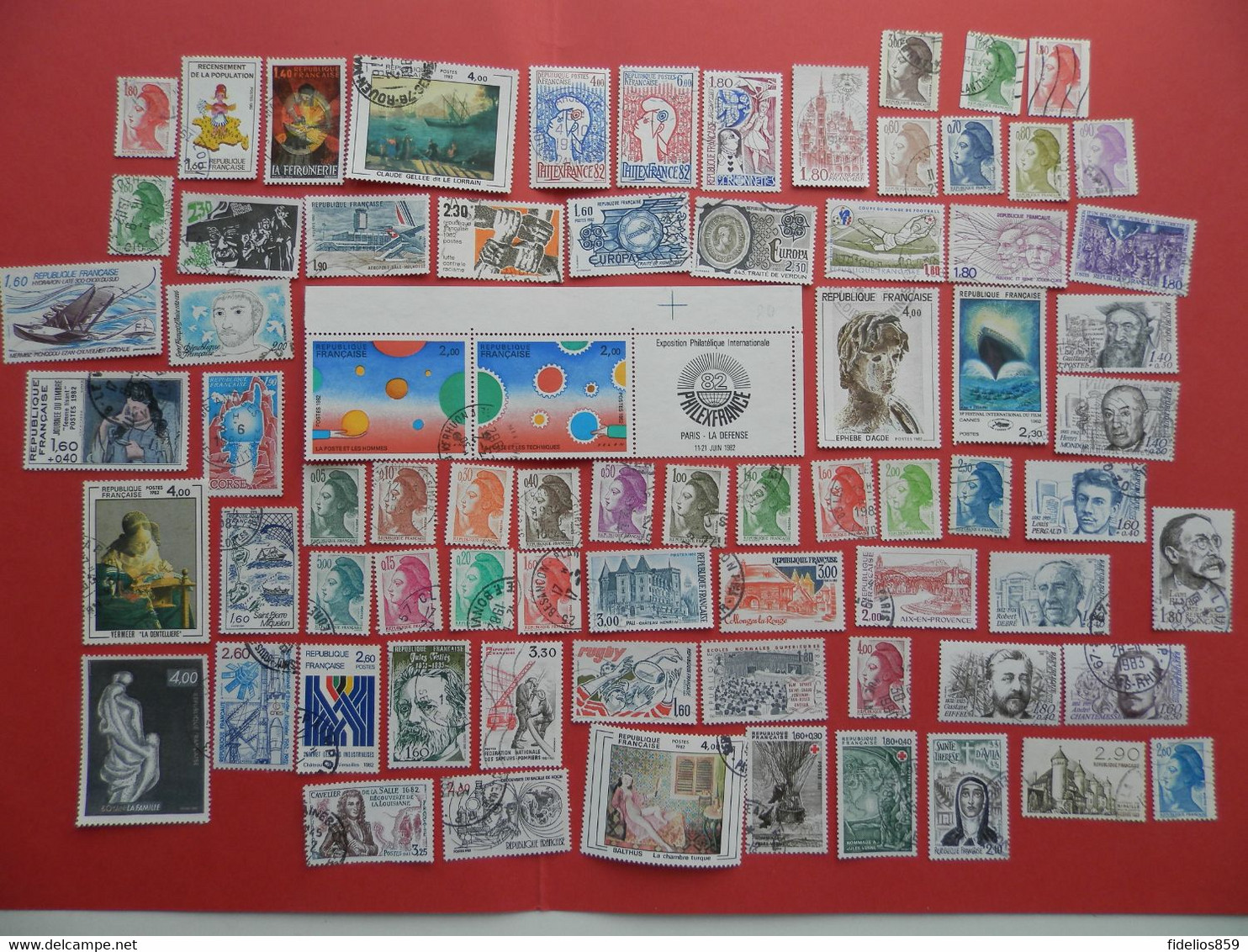 FRANCE OBLITERES : ANNEE COMPLETE 1982 SOIT 74 TIMBRES POSTE DIFFERENTS 1ER CHOIX - 1980-1989