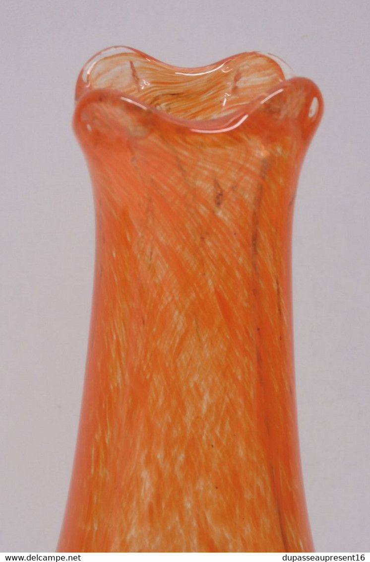 *JOLI VASE VERRE Soufflé VINTAGE INCOLORE & ORANGE collection déco XXe   E