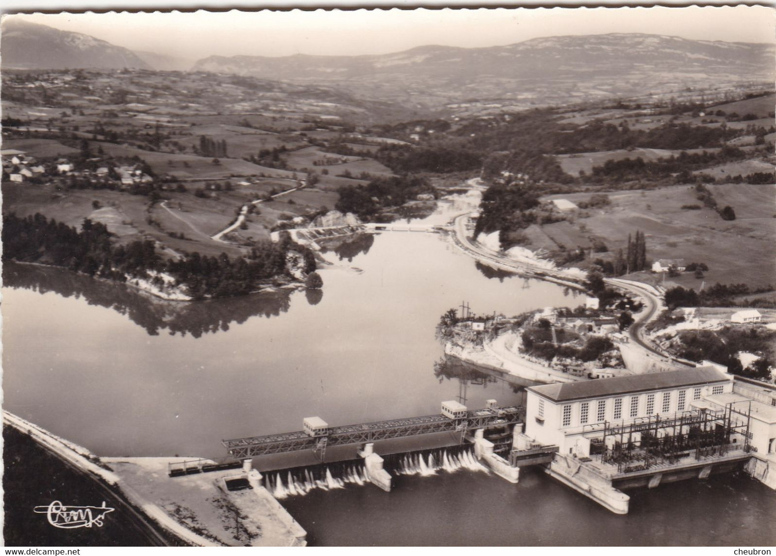 01. SEYSSEL. CPA. VUE AERIENNE. LE BARRAGE. ANNEES 50 - Seyssel