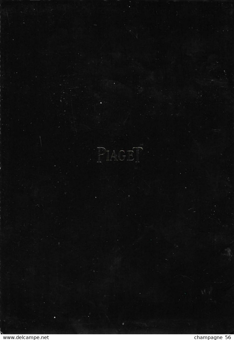 PIAGET  18 PHOTO SERIE LIMITEE EDITION N°  4  AVRIL 1983 IMPRIMEE EN SUISSE COUVERTURE  PHOTO BRILLANTE - Orologi Di Lusso