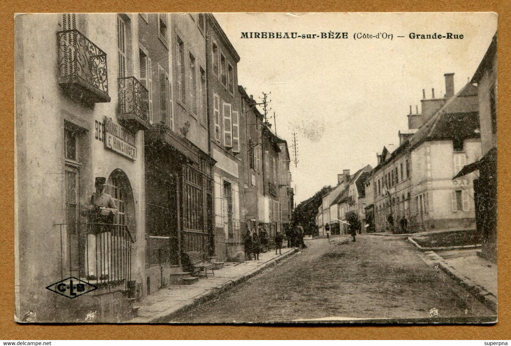 MIREBEAU-SUR-BEZE  (21) : " GRANDE RUE " - Mirebeau