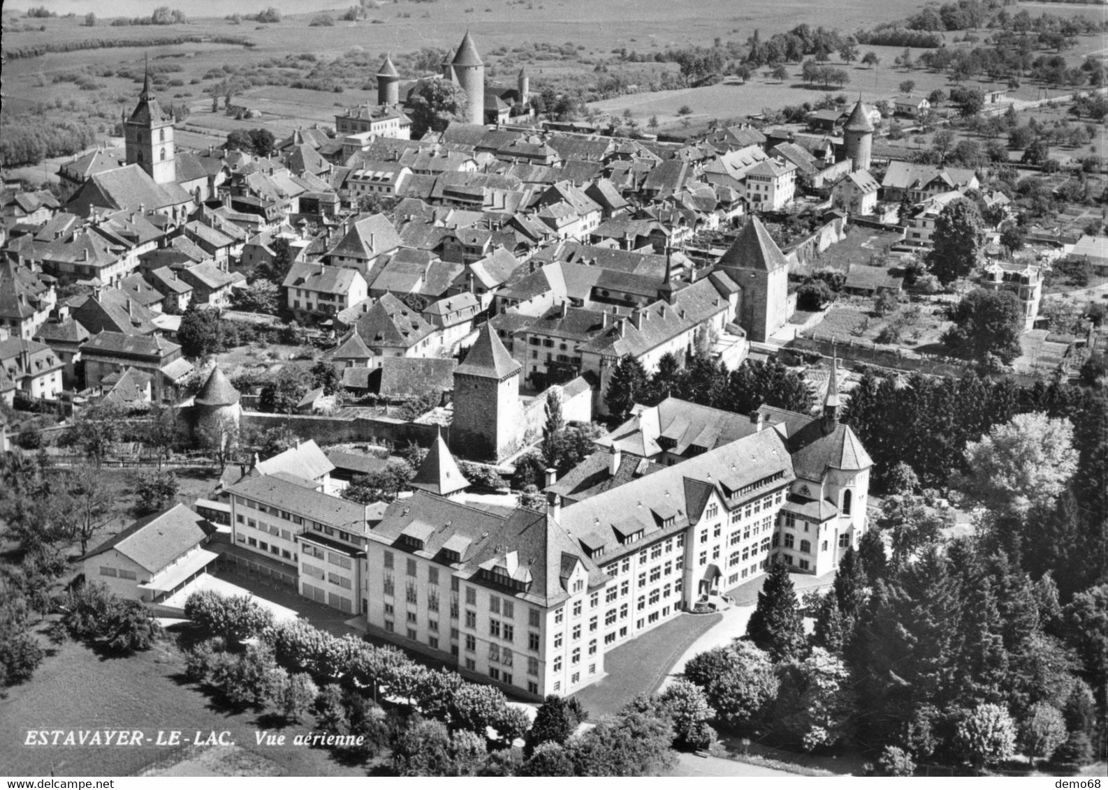 Estavayer Le Lac Vue Aérienne Suisse Canton De FR Fribourg Institut Du Sacré Coeur Photo A Dériaz - Fribourg