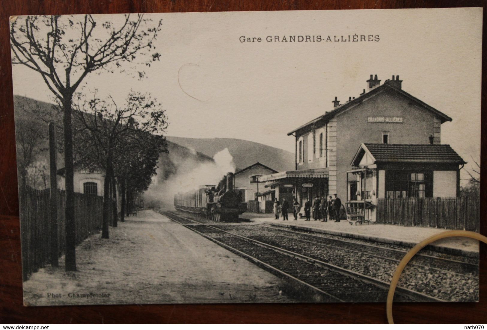 CPA AK 1910's Gare Grandis Allieres Animée Voyagée - Other & Unclassified