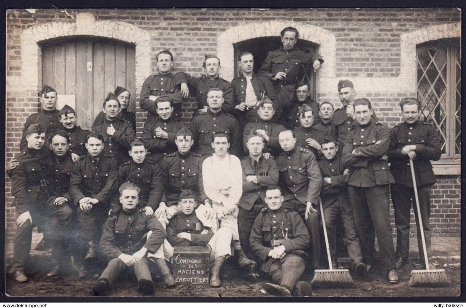 +++ Photo Carte - BEVERLOO - BOURG LEOPOLD - LEOPOLDSBURG - Militaires - " Cie Des Anciens Carottiers "  // - Leopoldsburg (Camp De Beverloo)