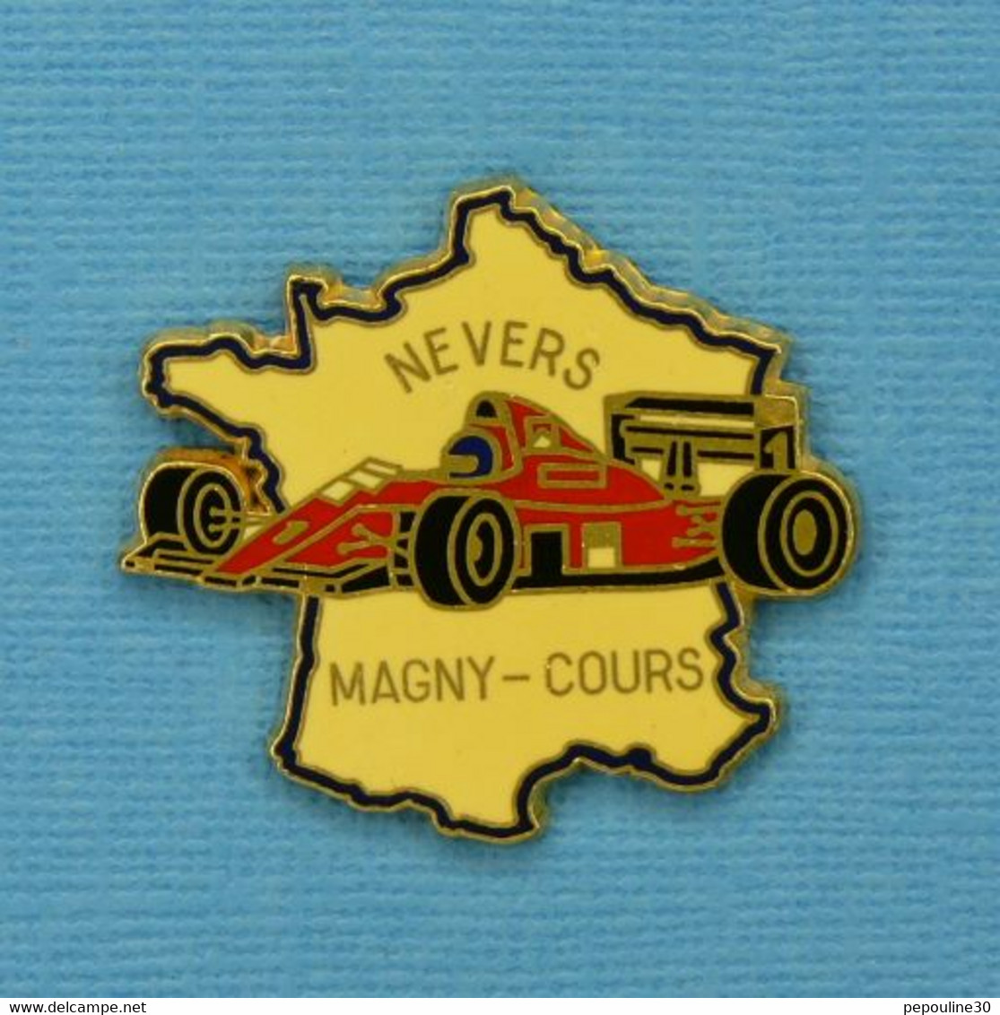 1 PIN'S //  ** CIRCUIT NEVERS MAGNY-COURS / FORMULE1 / FERRARI ** . (Béraudy Vaure). - F1