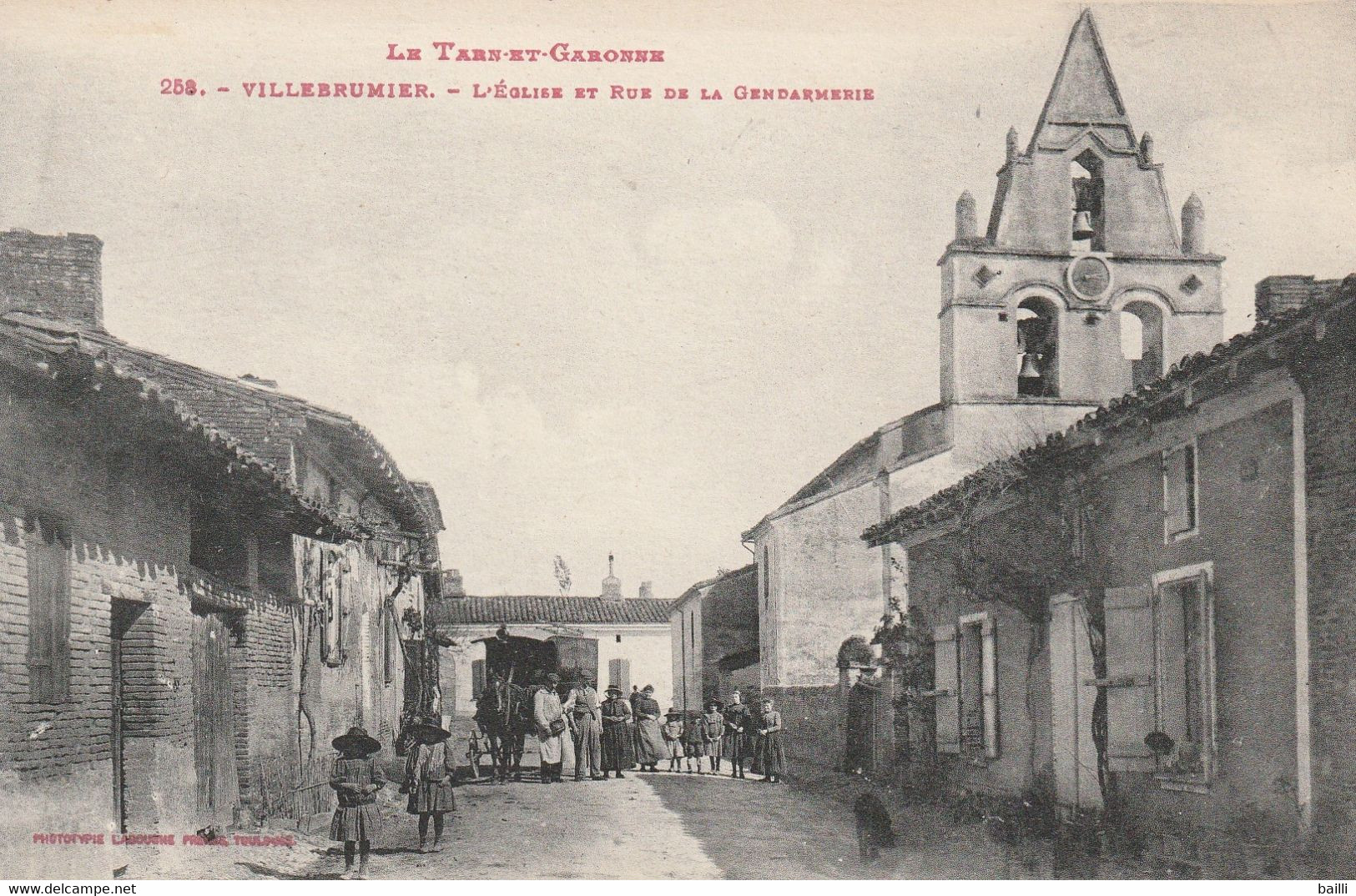 France Carte Postale Villebrumier L'Eglise Et La Rue De La Gendarmerie - Villebrumier