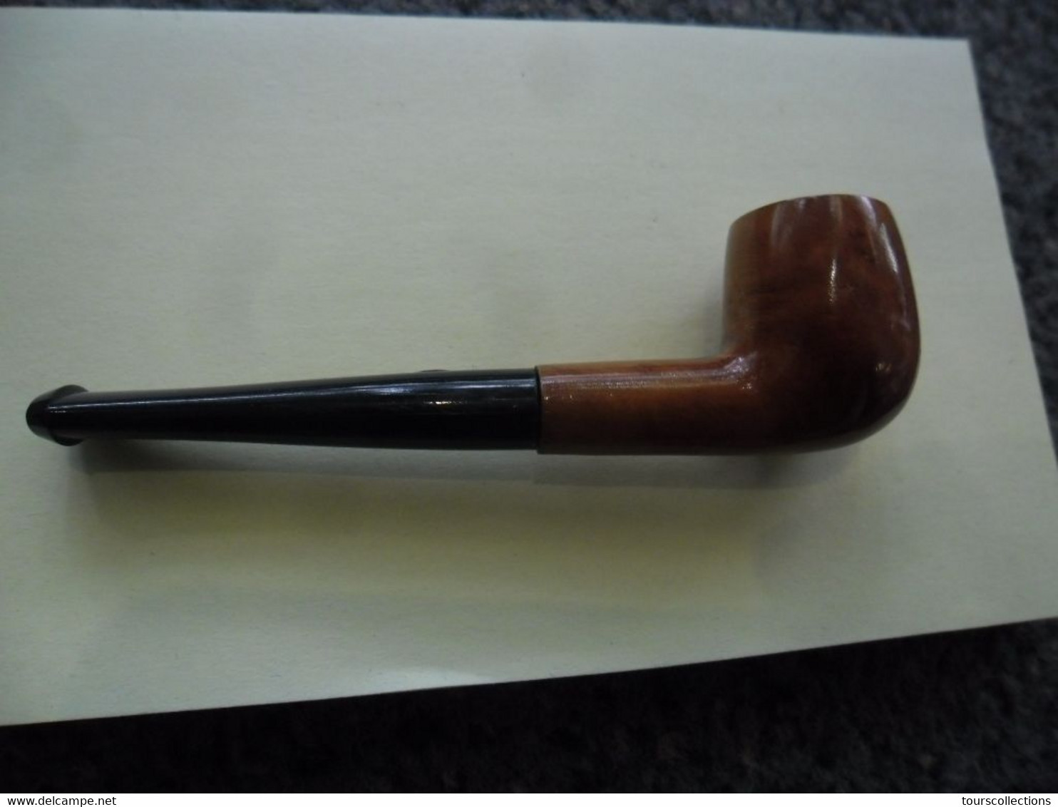 Véritable PIPE De Bruyère De  SAINT CLAUDE JURA (Neuve) Valeur 42 € Pipe Courte Nature Droite Ref 4050 - Heather Pipes