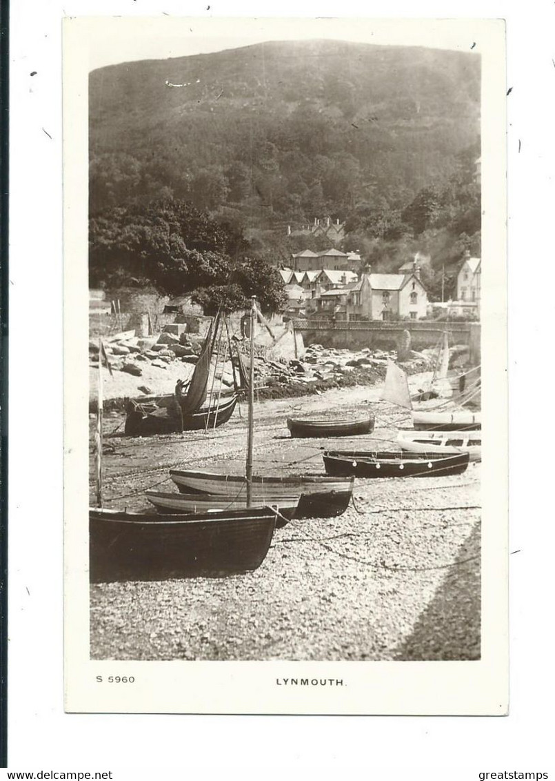 Devon  Postcard Rp Lynmouth  Boats On Shore Posted Ilfracombe 1910 - Lynmouth & Lynton