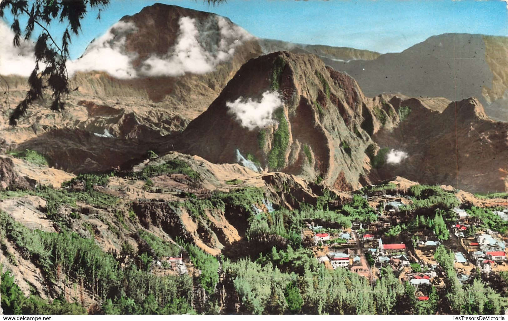 France - La Réunion - Nell Bourg - Edit.A. Law Thu - Colorisé - Montagne - Carte Postale Ancienne - Otros & Sin Clasificación