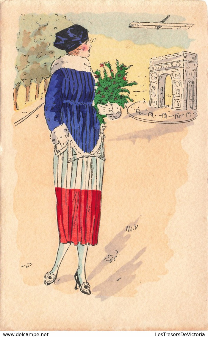 Illustrateur - Femme Habillée Aux Couleurs De La France - Arc De Triomphe Et Avion En Fond  - Carte Postale Ancienne - Ohne Zuordnung