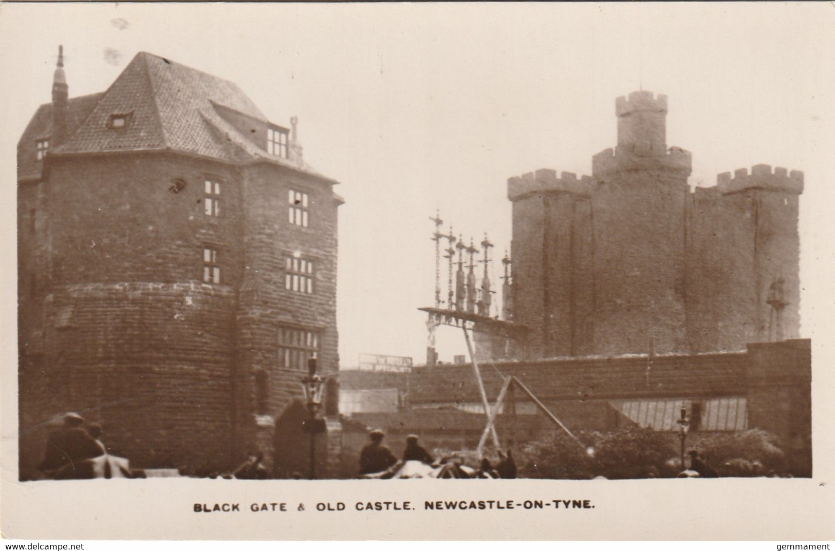 NEWCASTLE ON TYNE - BLACK GATE @ OLD CASTLE - Newcastle-upon-Tyne