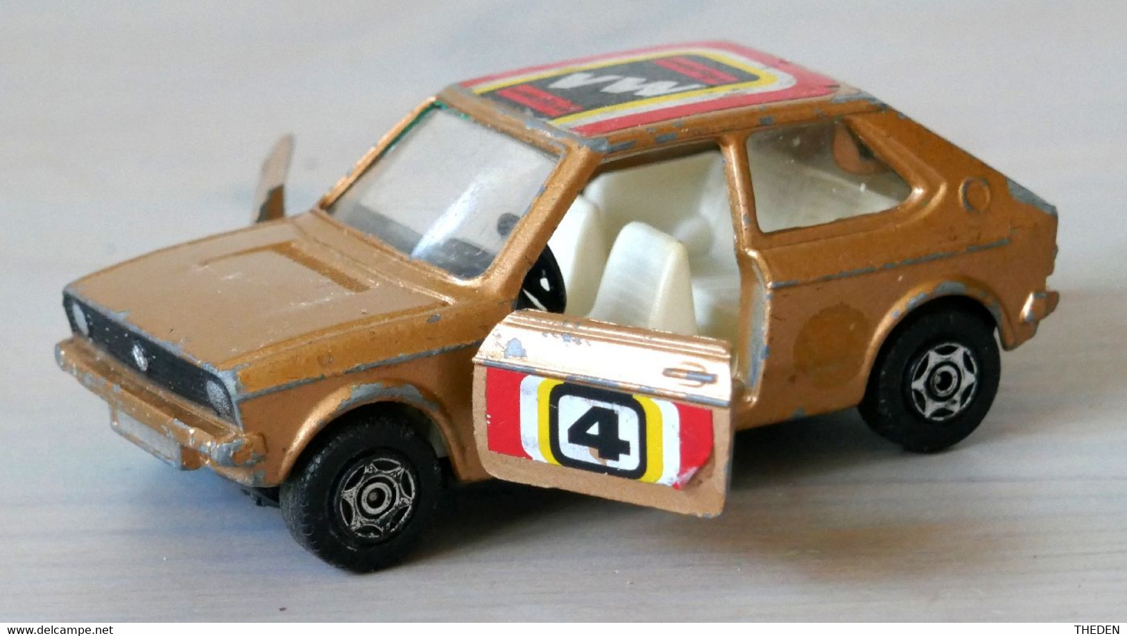 Voiture Miniature Volkswagen Polo Turbo (1983) Corgi Made In GT Britain - Massstab 1:32