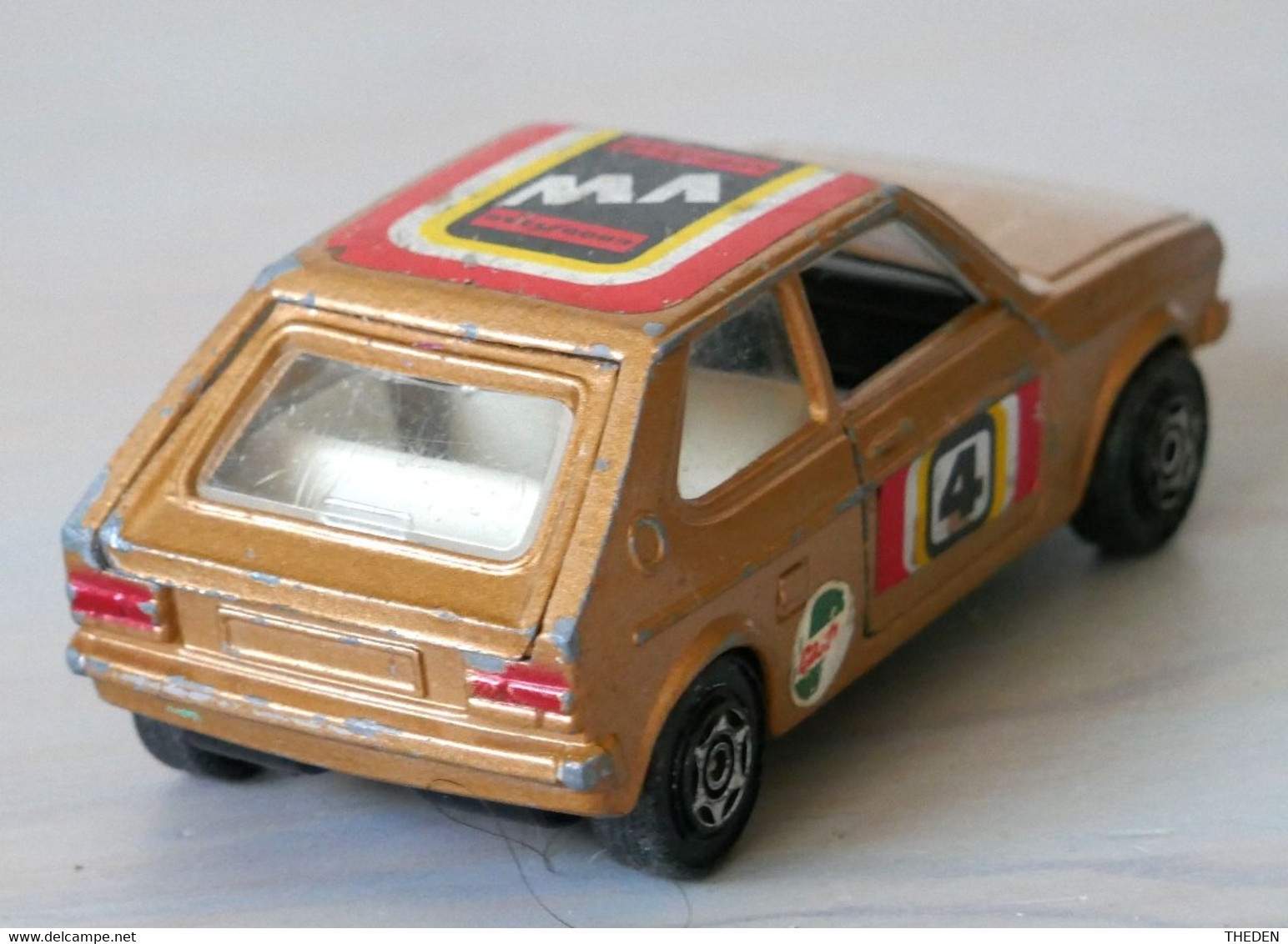 Voiture Miniature Volkswagen Polo Turbo (1983) Corgi Made In GT Britain - Scale 1:32