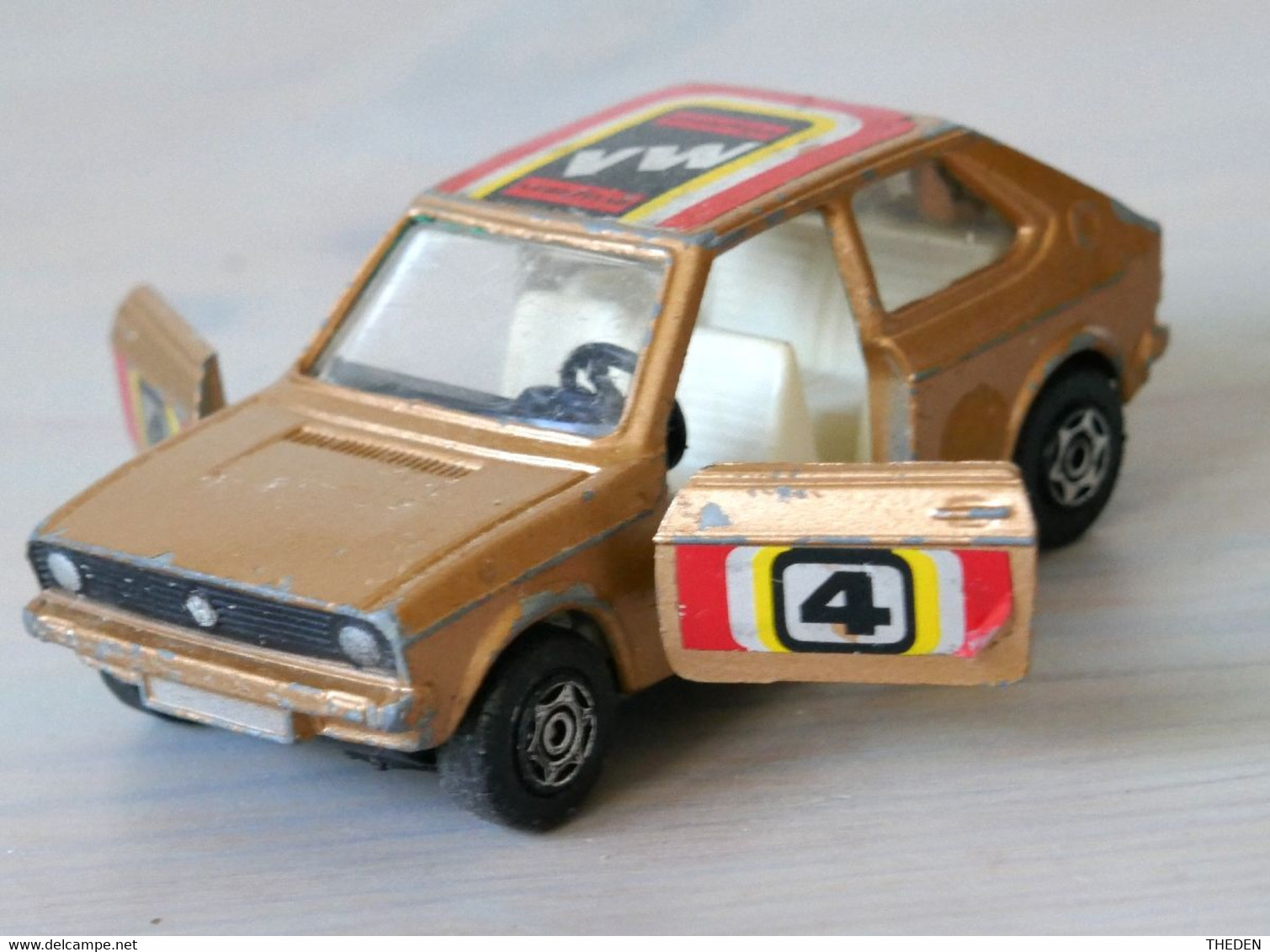 Voiture Miniature Volkswagen Polo Turbo (1983) Corgi Made In GT Britain - Massstab 1:32