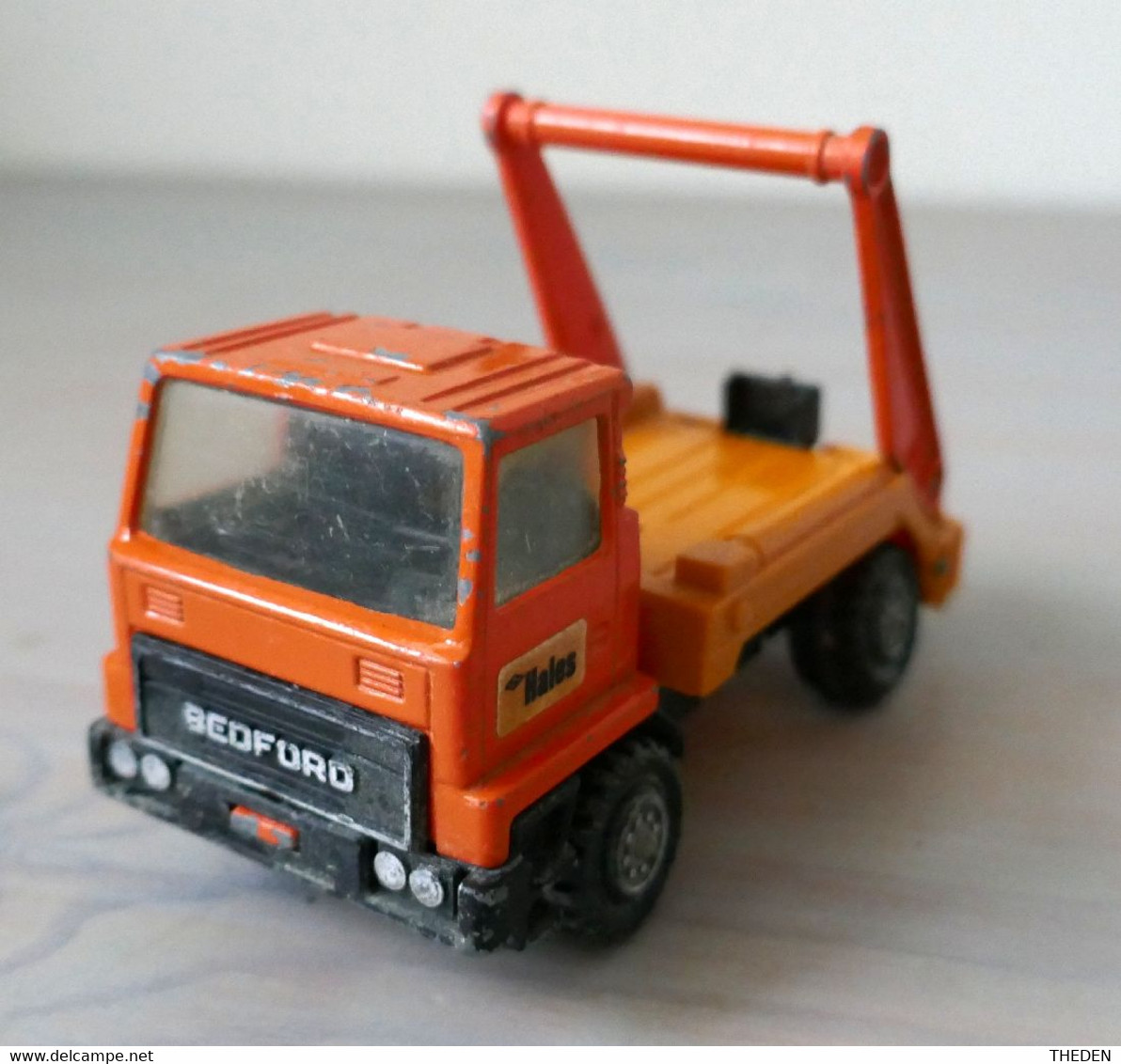 Camion Miniature Matchbox Skip Truck Super Kings Bedforf T.M. Orange 1977 Lesney - Echelle 1:72