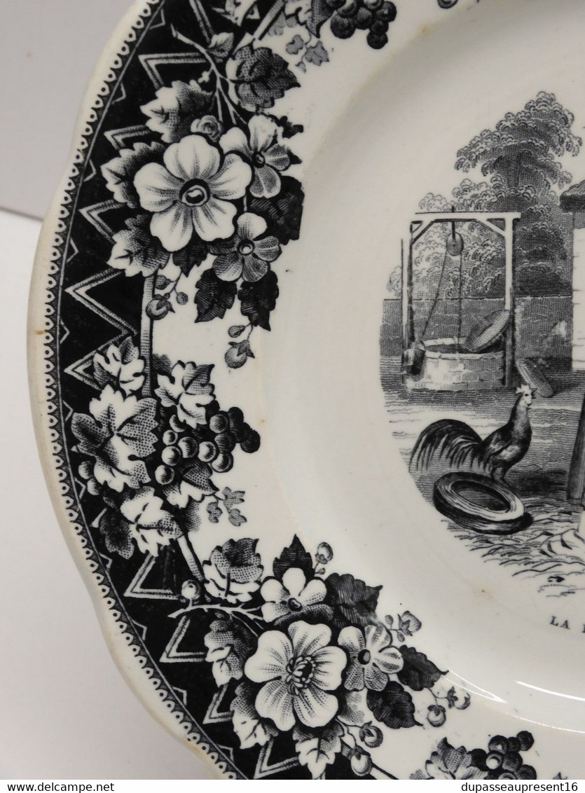 *ASSIETTE CREIL & MONTEREAU PORCELAINE OP. MACEDOINES N° 12 LA BONNE FERMIERE   E