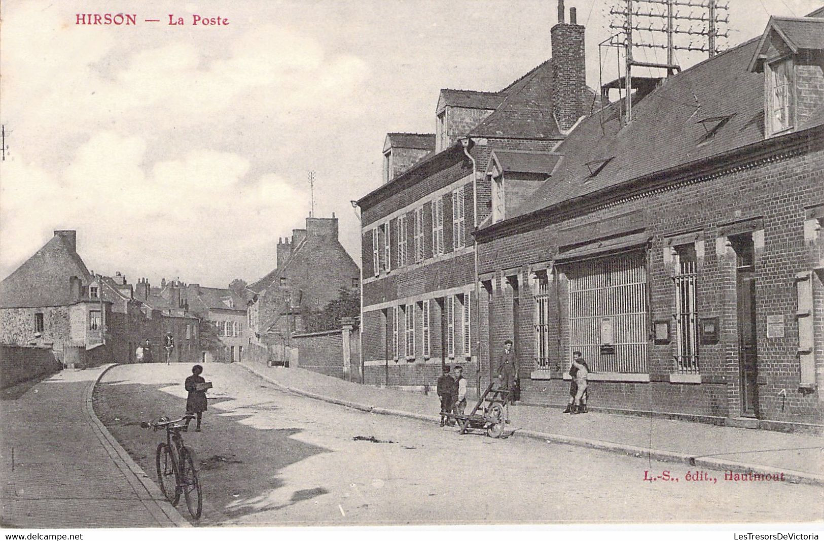 France - 02 - HIRSON - La Poste - LS édit - Carte Postale Ancienne - Saint Quentin