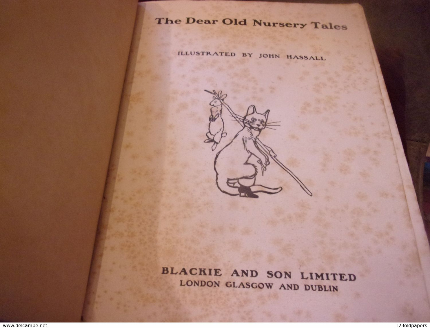 Antique Childrens Book JOHN HASALL LLUSTRATEUR CHAT  THE DEAR OLD NURSERY TALES - 1901-1940