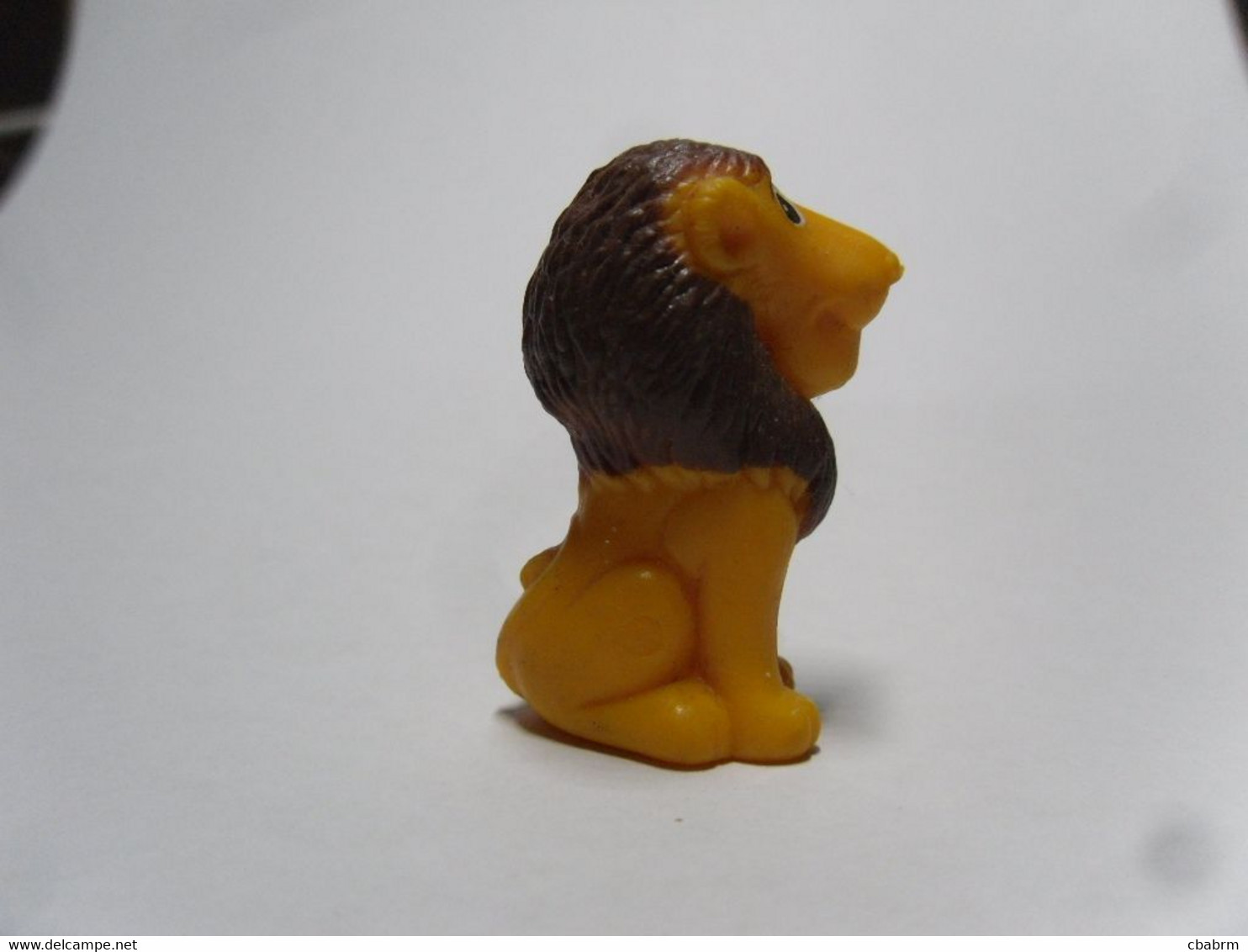 Figurine Petit Jouet LION Le ROI DE LA FORET - Otros & Sin Clasificación