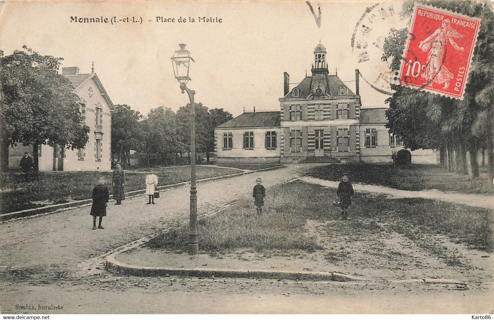 Monnaie * La Place De La Mairie * Villageois - Monnaie