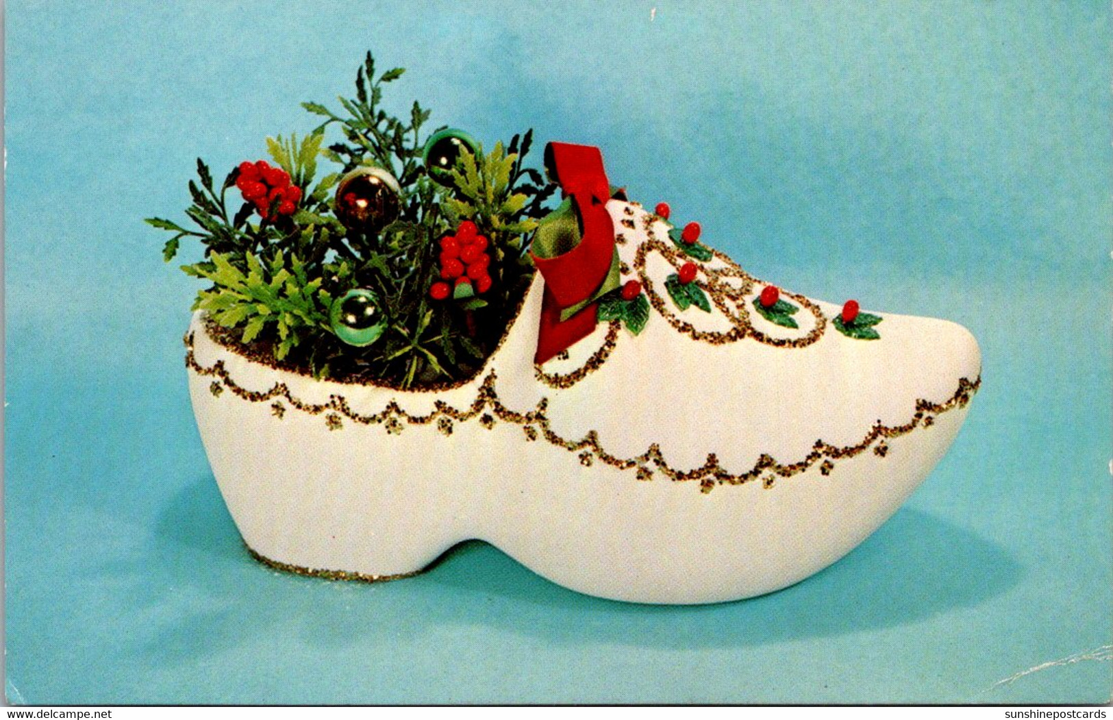 Iowa Des Moines National Handicraft Institute "Santa's Dreamboot" - Des Moines