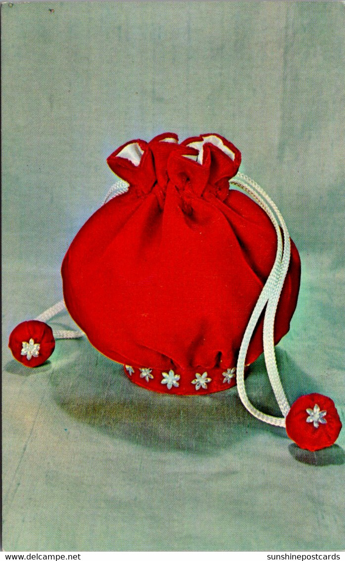 Iowa Des Moines National Handicraft Institute "Enchanted Evening Bag" - Des Moines