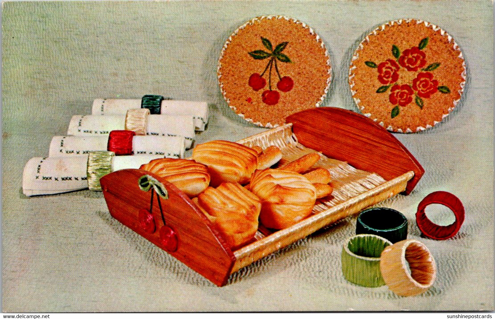 Iowa Des Moines National Handicraft Institute "Treats N Eats Tray" - Des Moines