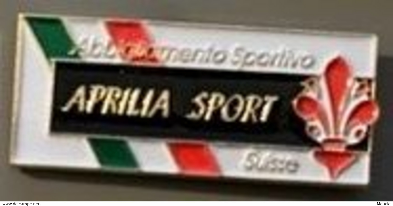 APRILIA SPORT - SUISSE - SCHWEIZ - SVIZZERA - SWITZERLAND - ABBIGLIAMENTO SPORTIVO - HABILLEMENTS SPORTIFS - ITALIE-(30) - Motorfietsen