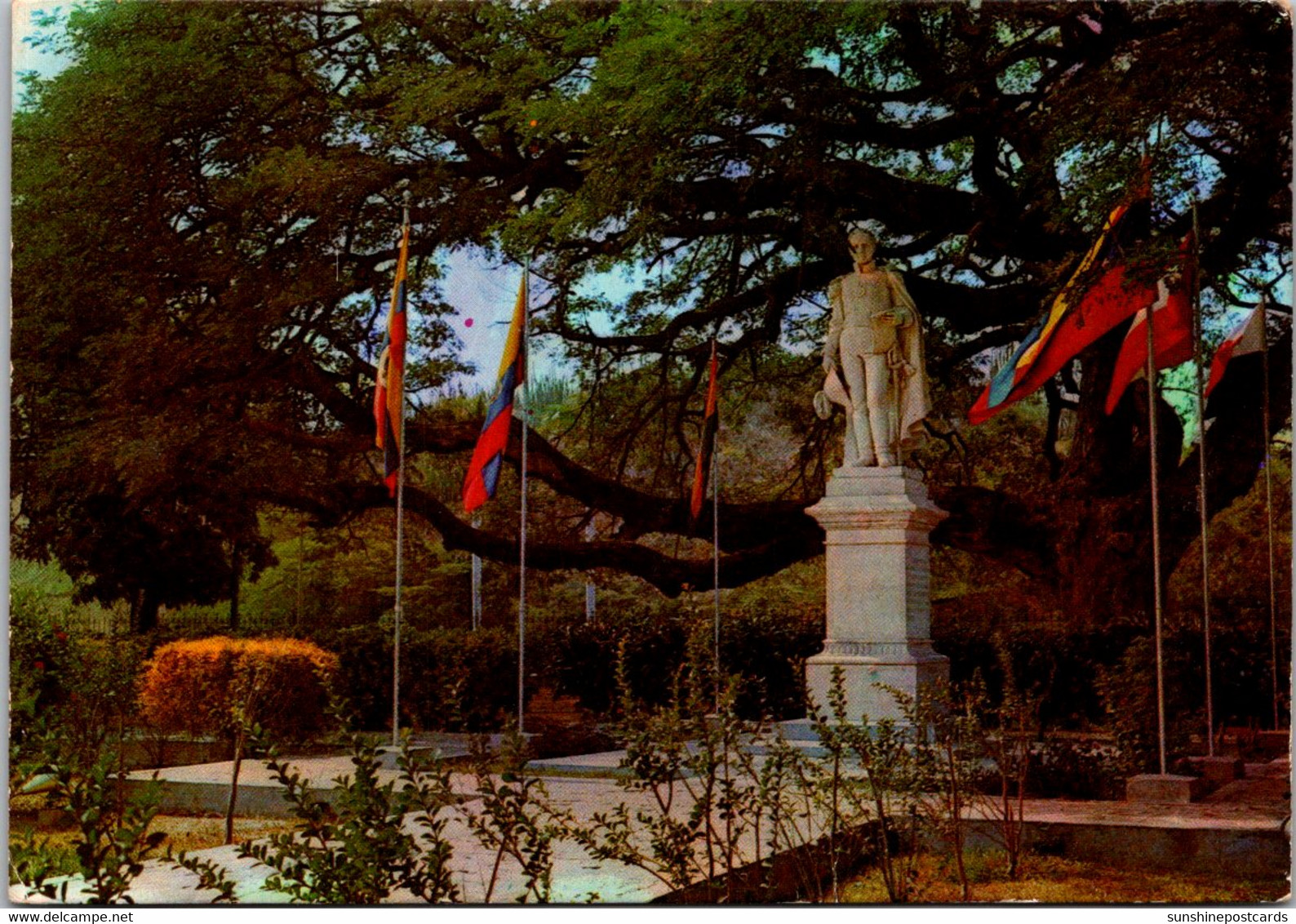 Colombia Santa Marta Simon Bolivar Monument - Colombie
