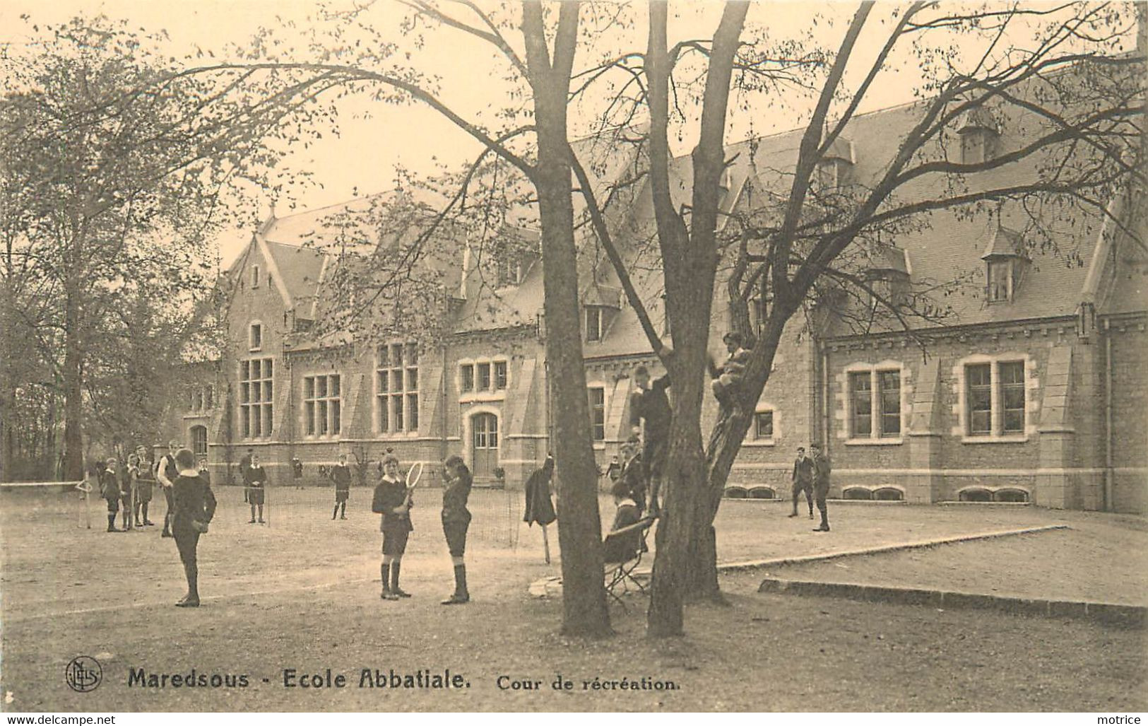 MAREDSOUS - école Abbatiale, Cour De Récréation. - Anhée