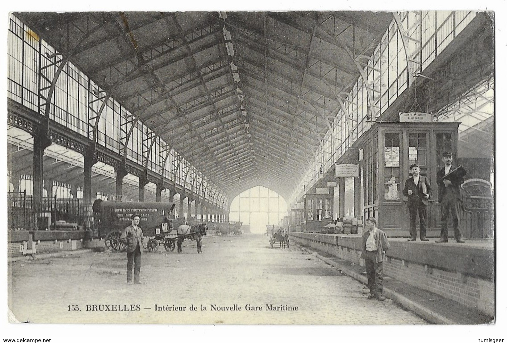 BRUXELLES   --- Intérieutr De La Nouvelle Gare Maritime - Maritime