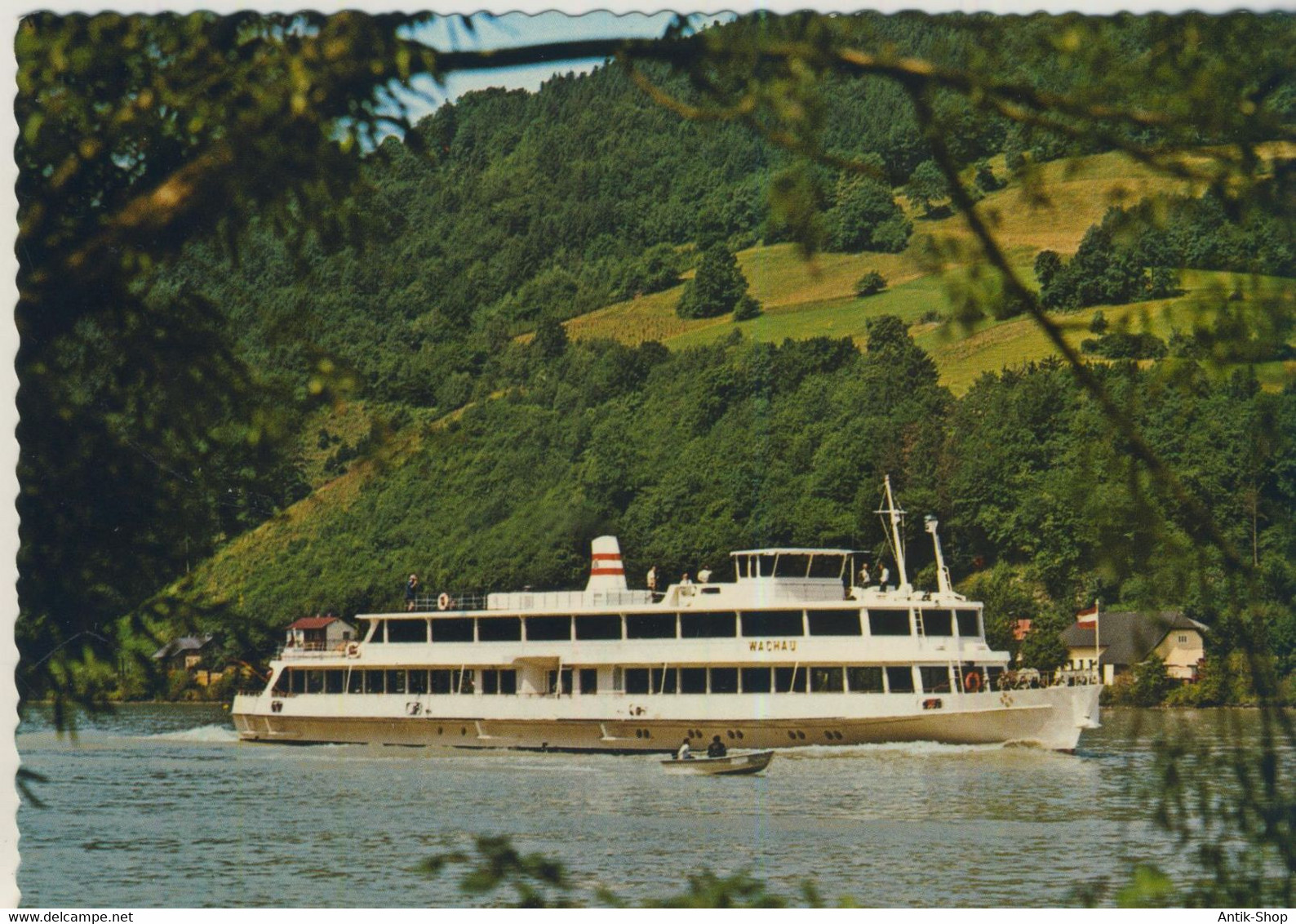 Erste Donau-Dampfschiffahrts-Gesellschaft MFS "Wachau" - Sonderstempel Jungfernfahrt - Von 1975 (58931) - Waiblingen