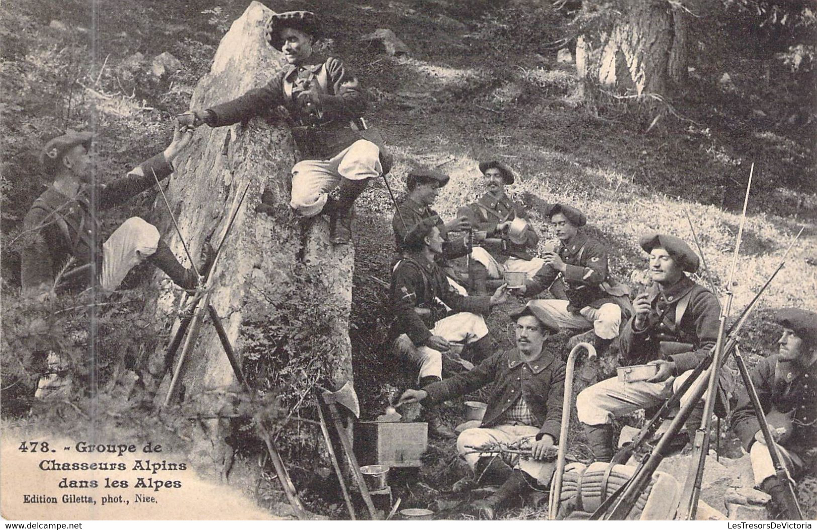 Militaria - Personnages - Groupe Chasseurs Alpins Dans Les Alpes - édition Giletta - Carte Postale Ancienne - Personen