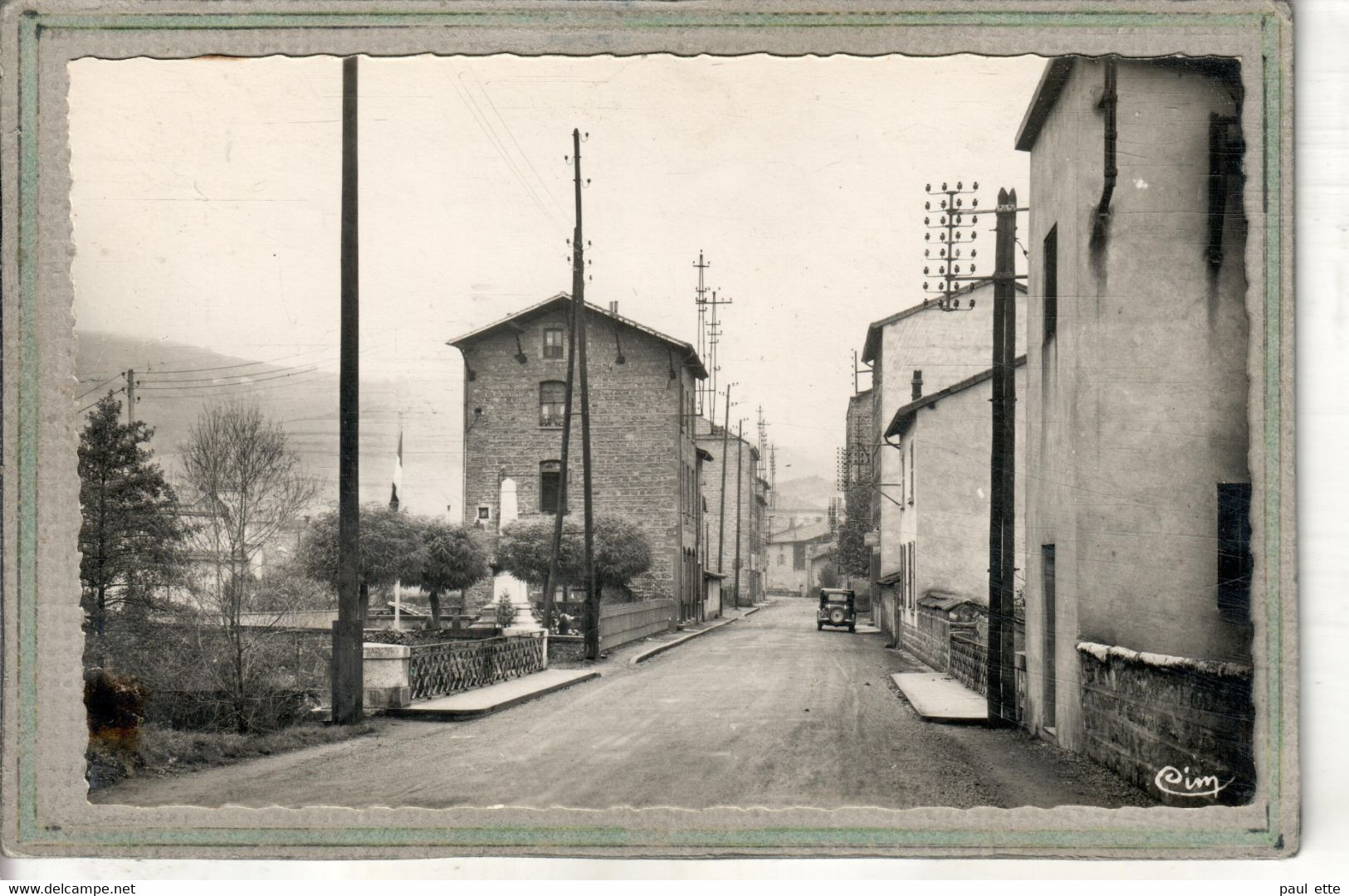 CPSM Dentelée - (69) PONTCHARRA-sur-TURDINE - Aspect Du Monument Aux Morts à L'entrée Du Bourg En 1957 - Pontcharra-sur-Turdine
