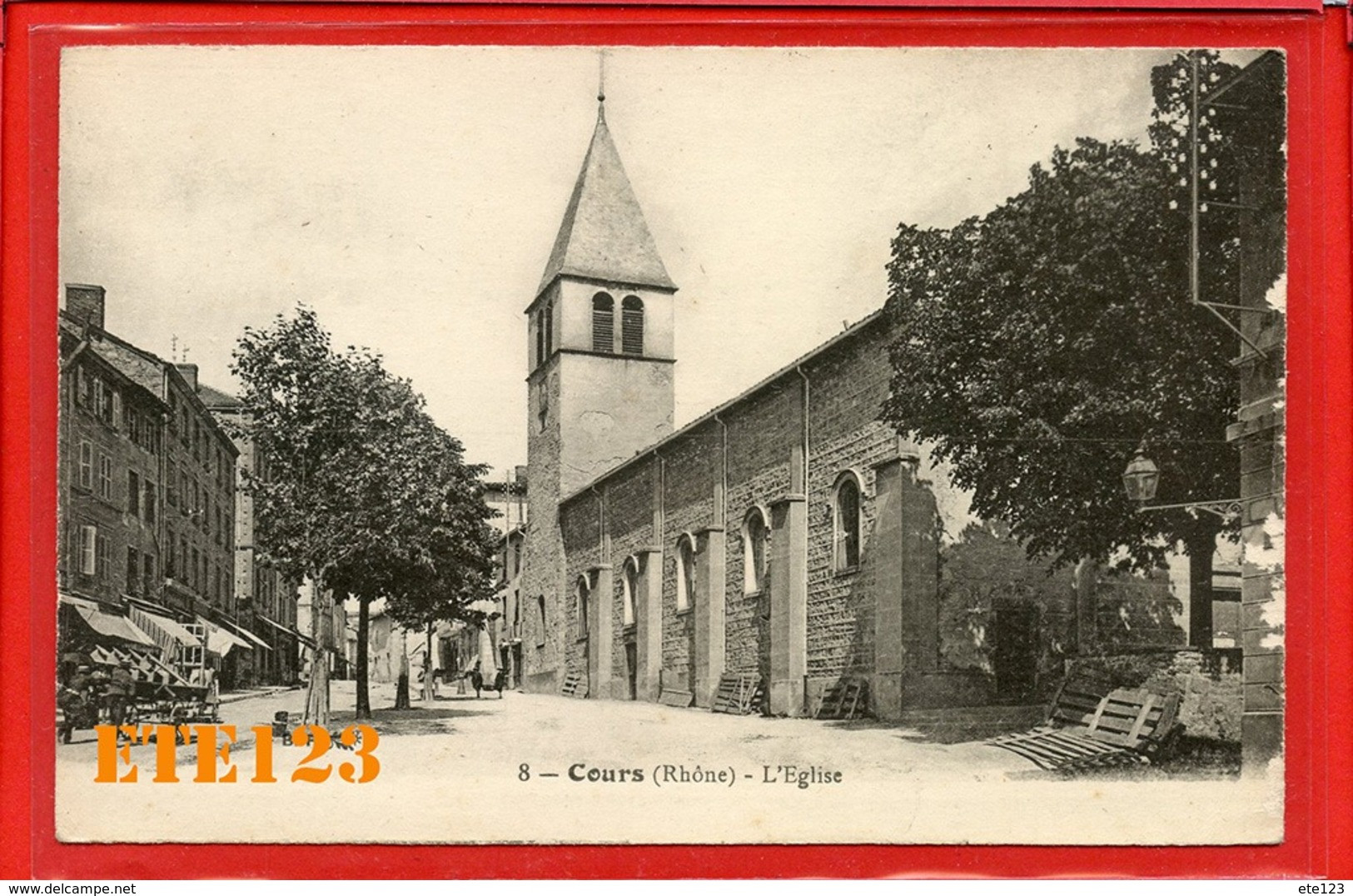 Cours  -  L'église -  Cours La Ville - 69 Rhône - Cours-la-Ville